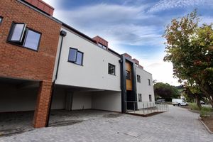 Photo 24- click for photo gallery